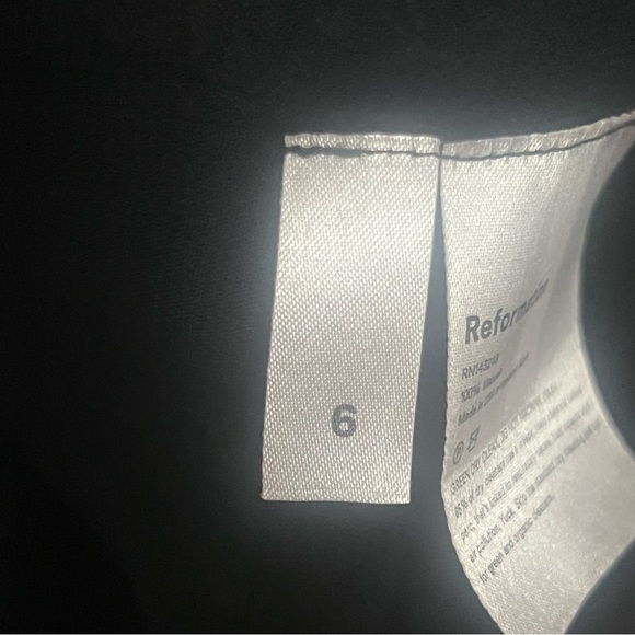 Reformation Sybil One Shoulder Mini Dress in Sussie. Size 6 - Picture 9 of 11